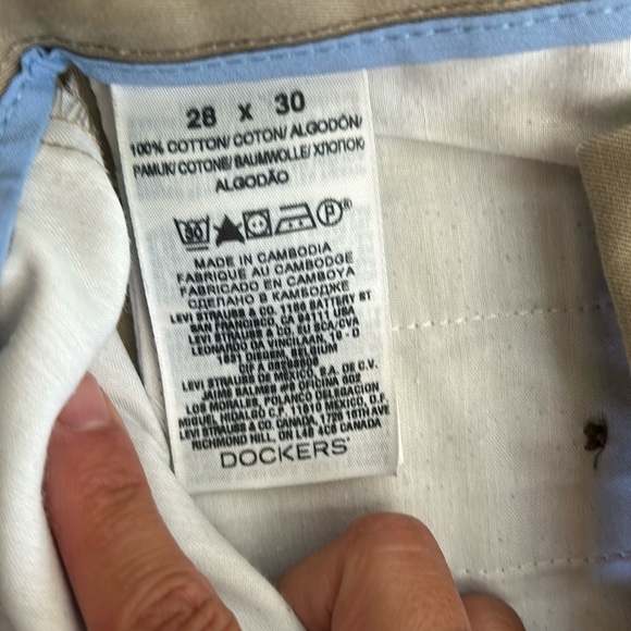 🌿Dockers men’s lights khaki slim fit pleated pants size 28x30”🌿 - Picture 4 of 7
